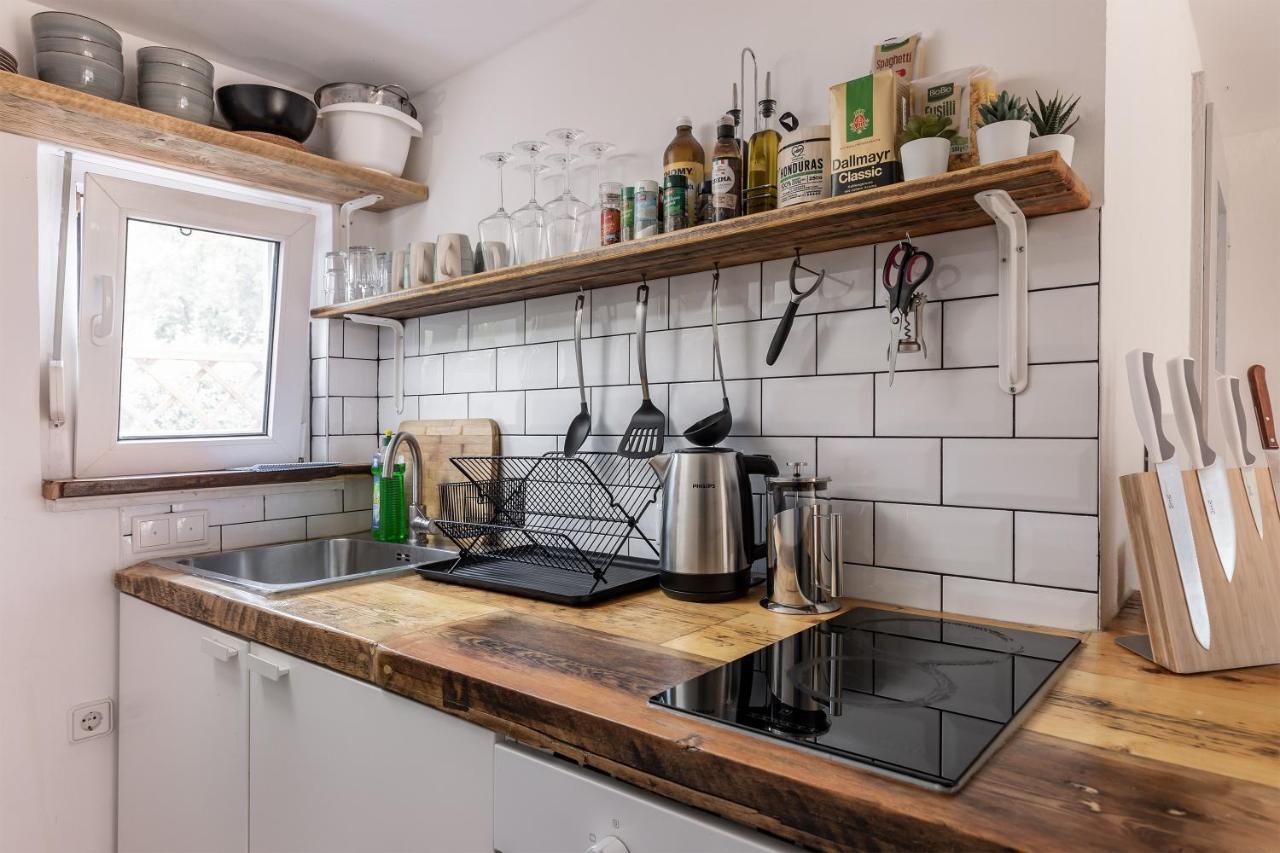 Gemutliches Tinyhouse Bungalow Mit Kamin & Sauna Am See Joachimsthal Exterior photo