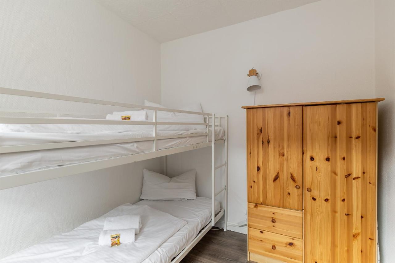 Gemutliches Tinyhouse Bungalow Mit Kamin & Sauna Am See Joachimsthal Exterior photo